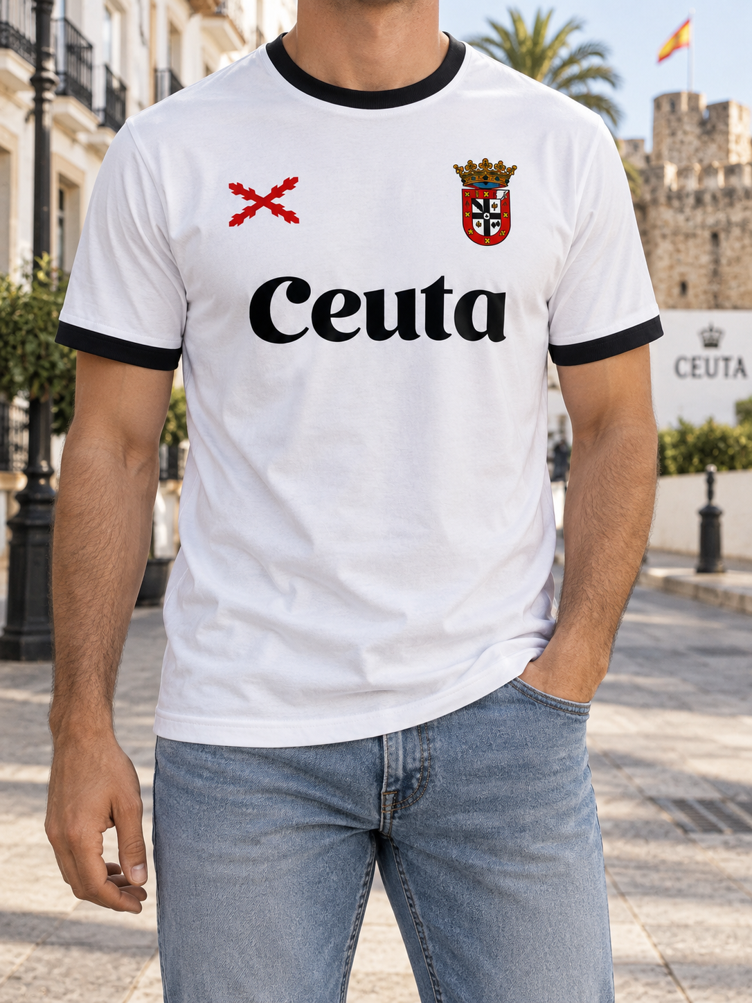 Camiseta Ceuta Retro puesta, con las murallas de Ceuta de fondo